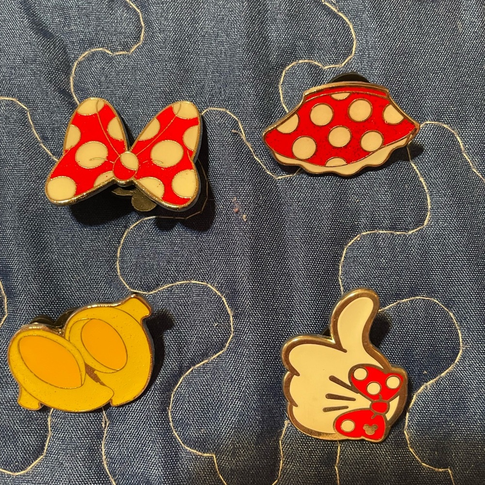 Set of Minnie Mouse Trading Pins